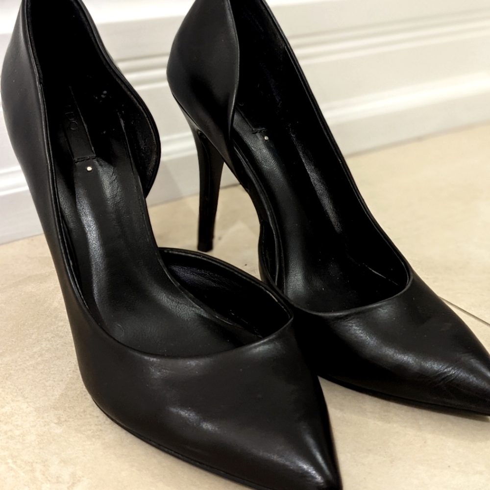 ALDO Black Leather Classic Pointed Heels